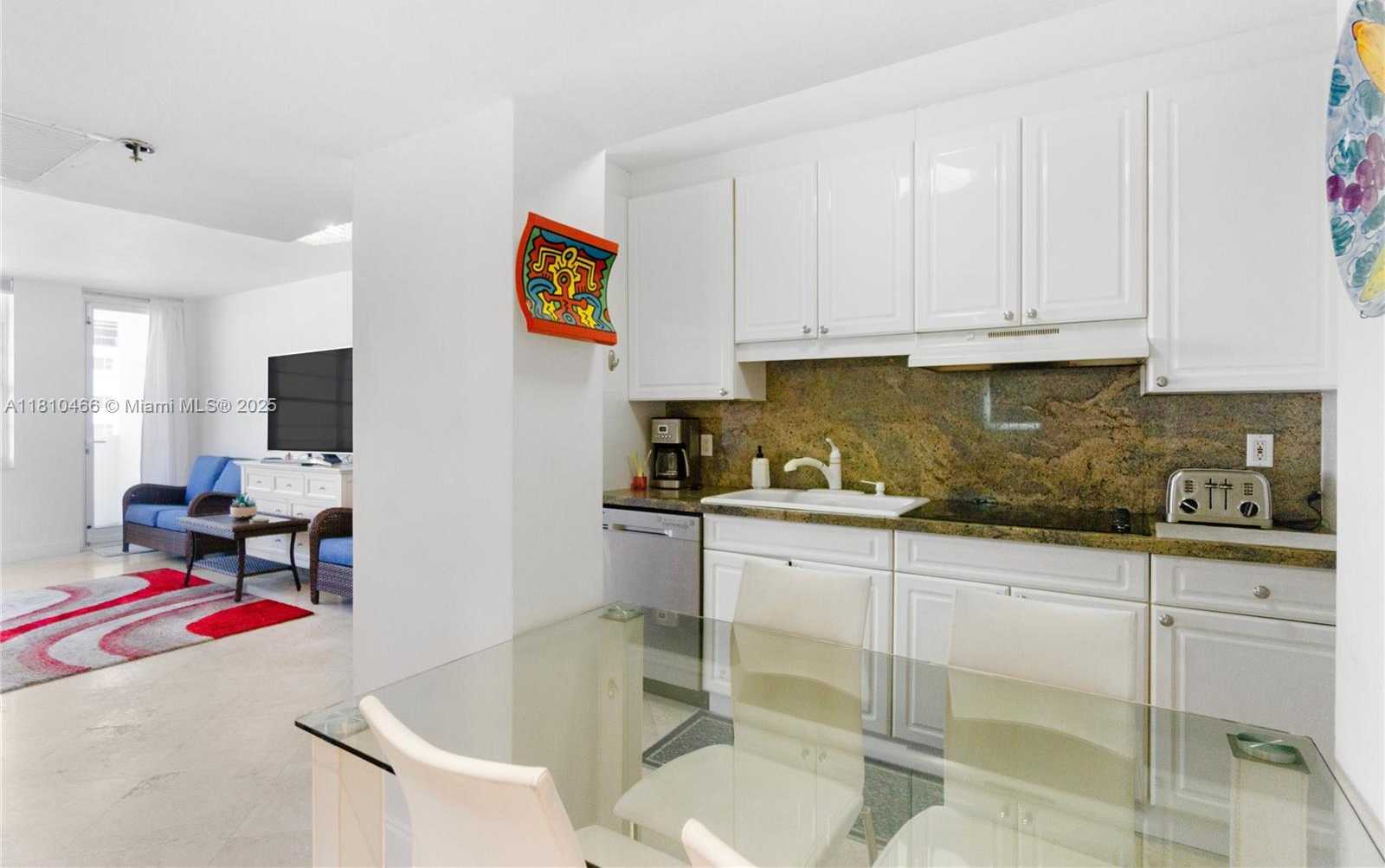 Small Image of 100 LINCOLN RD #827, Miami Beach Number 7