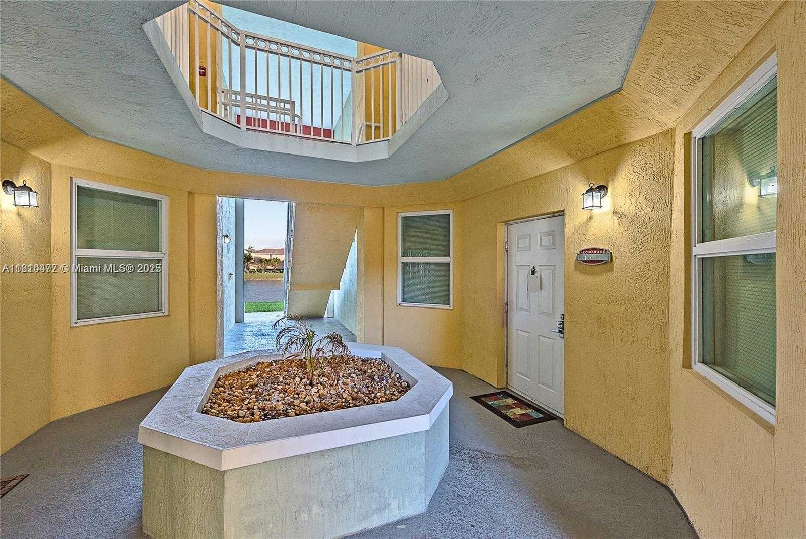 Small Image of 10901 NORTH WEST 83RD ST #104, Doral Number 14