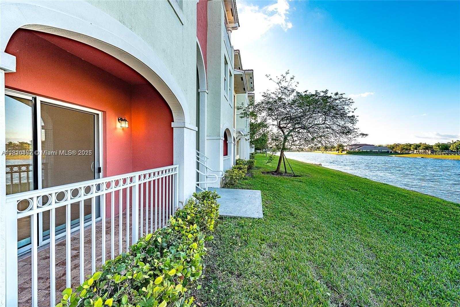 Small Image of 10901 NORTH WEST 83RD ST #104, Doral Number 16