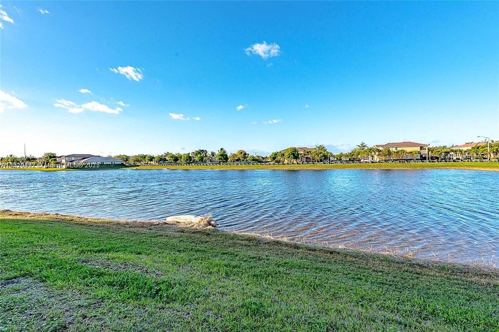 Small Image of 10901 NORTH WEST 83RD ST #104, Doral Number 19