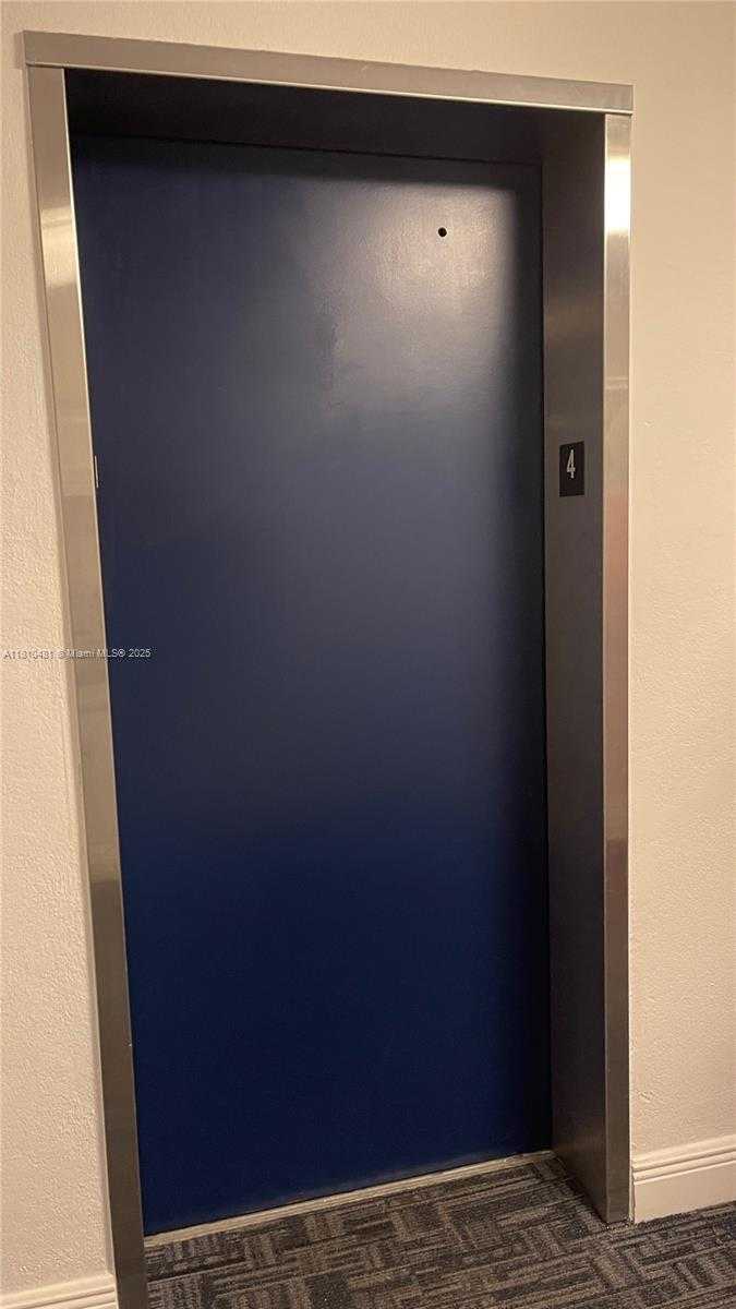 Small Image of 2821 NORTH MIAMI BEACH BLVD #4M, North Miami Beach Number 11