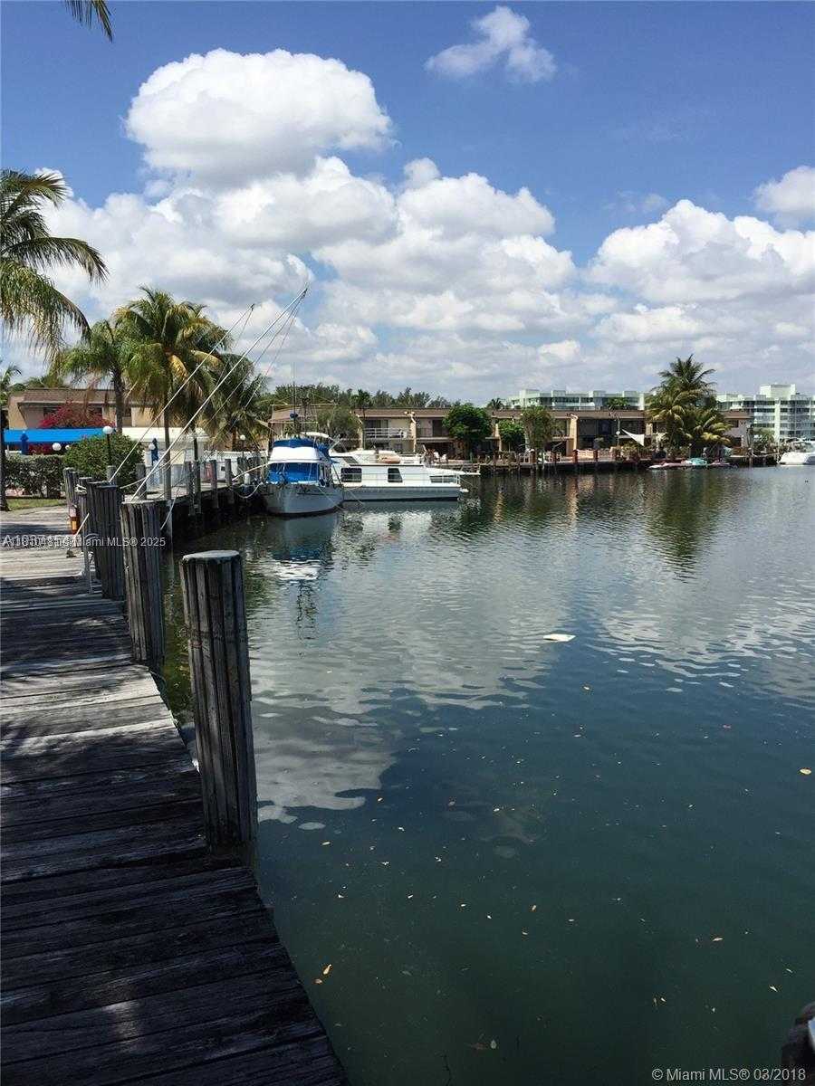 Small Image of 2821 NORTH MIAMI BEACH BLVD #4M, North Miami Beach Number 4