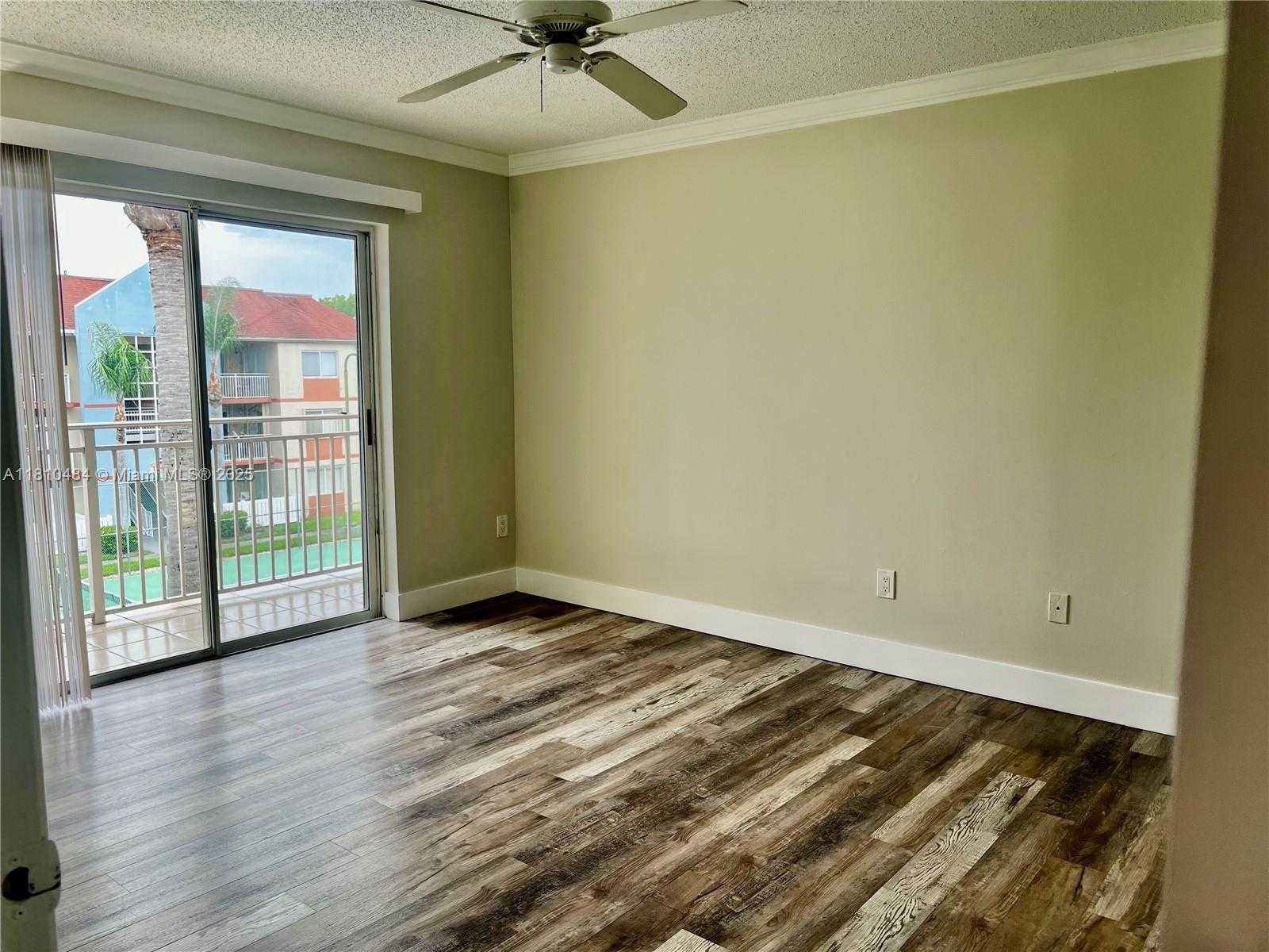 Small Image of 18850 NORTH WEST 57TH AVE #305, Hialeah Number 14