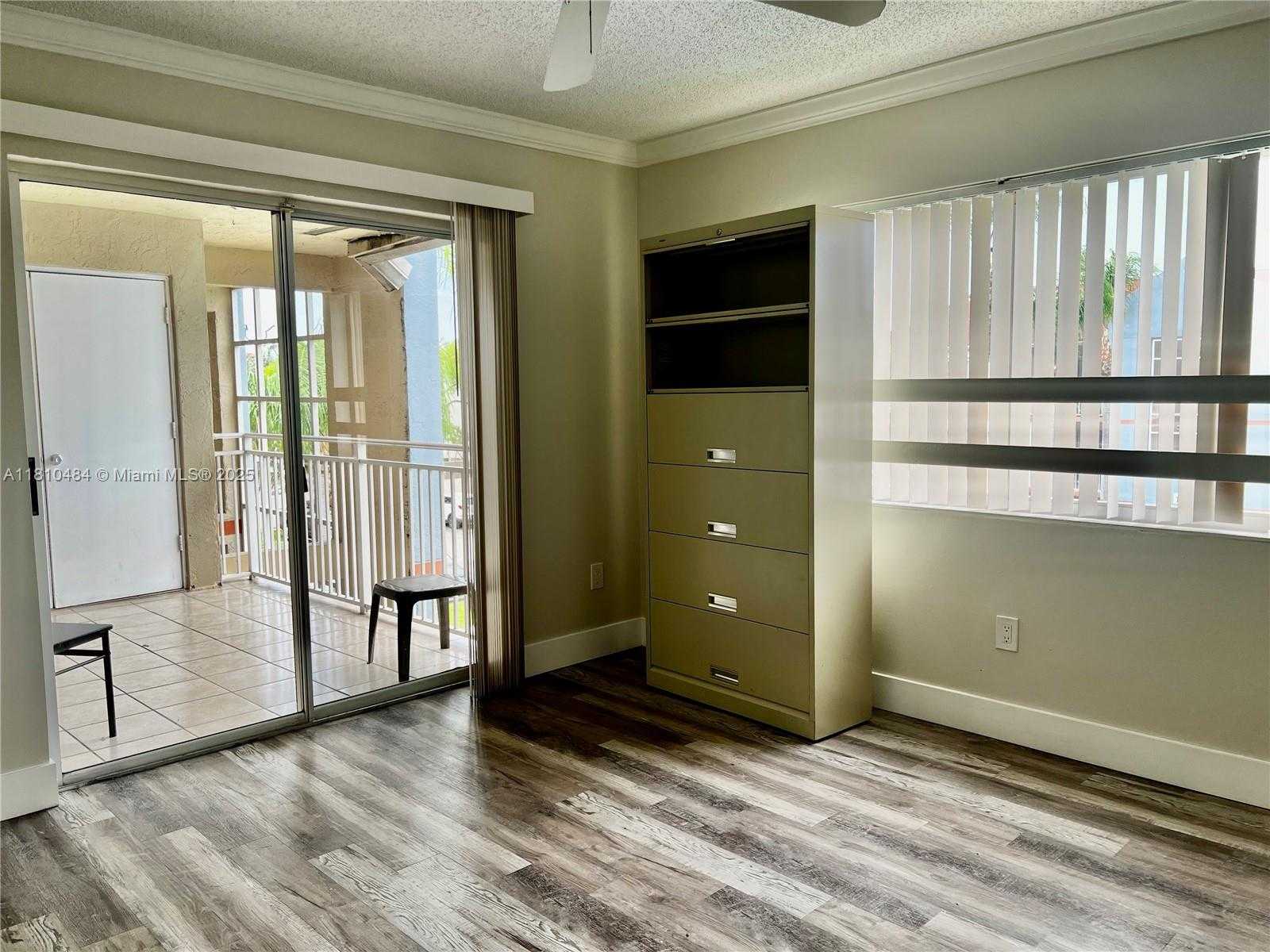 Small Image of 18850 NORTH WEST 57TH AVE #305, Hialeah Number 26