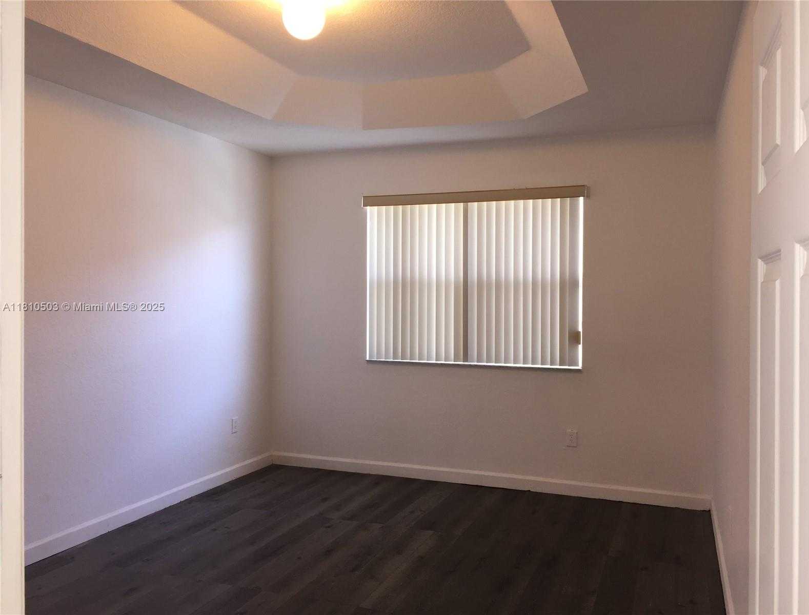 Small Image of 12861 SOUTH WEST 134TH ST, Miami Number 13