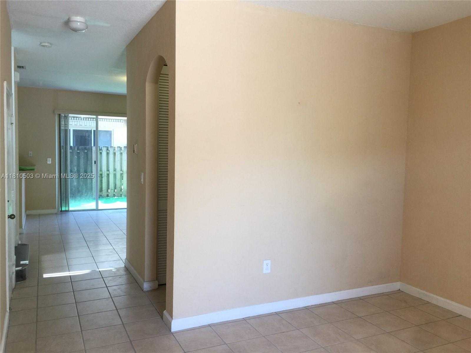 Small Image of 12861 SOUTH WEST 134TH ST, Miami Number 2