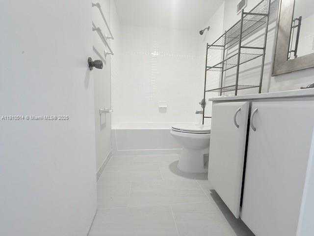 Small Image of 1300 SAINT CHARLES PL #PH2, Pembroke Pines Number 13