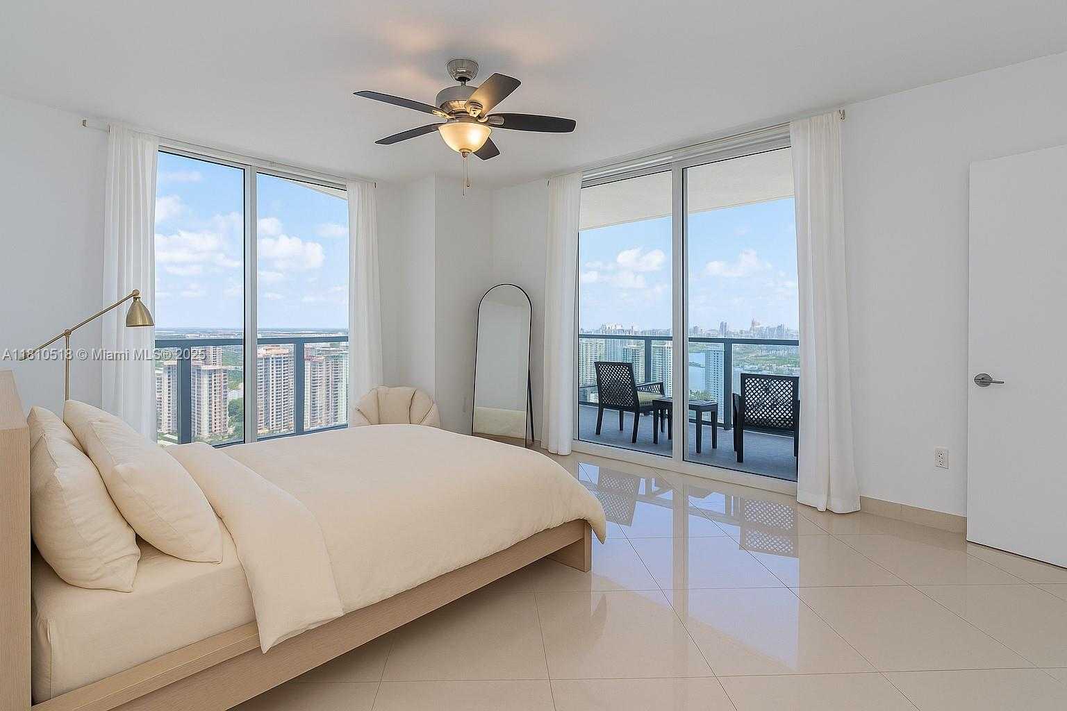 Small Image of 16699 COLLINS AVE #3207, Sunny Isles Beach Number 15