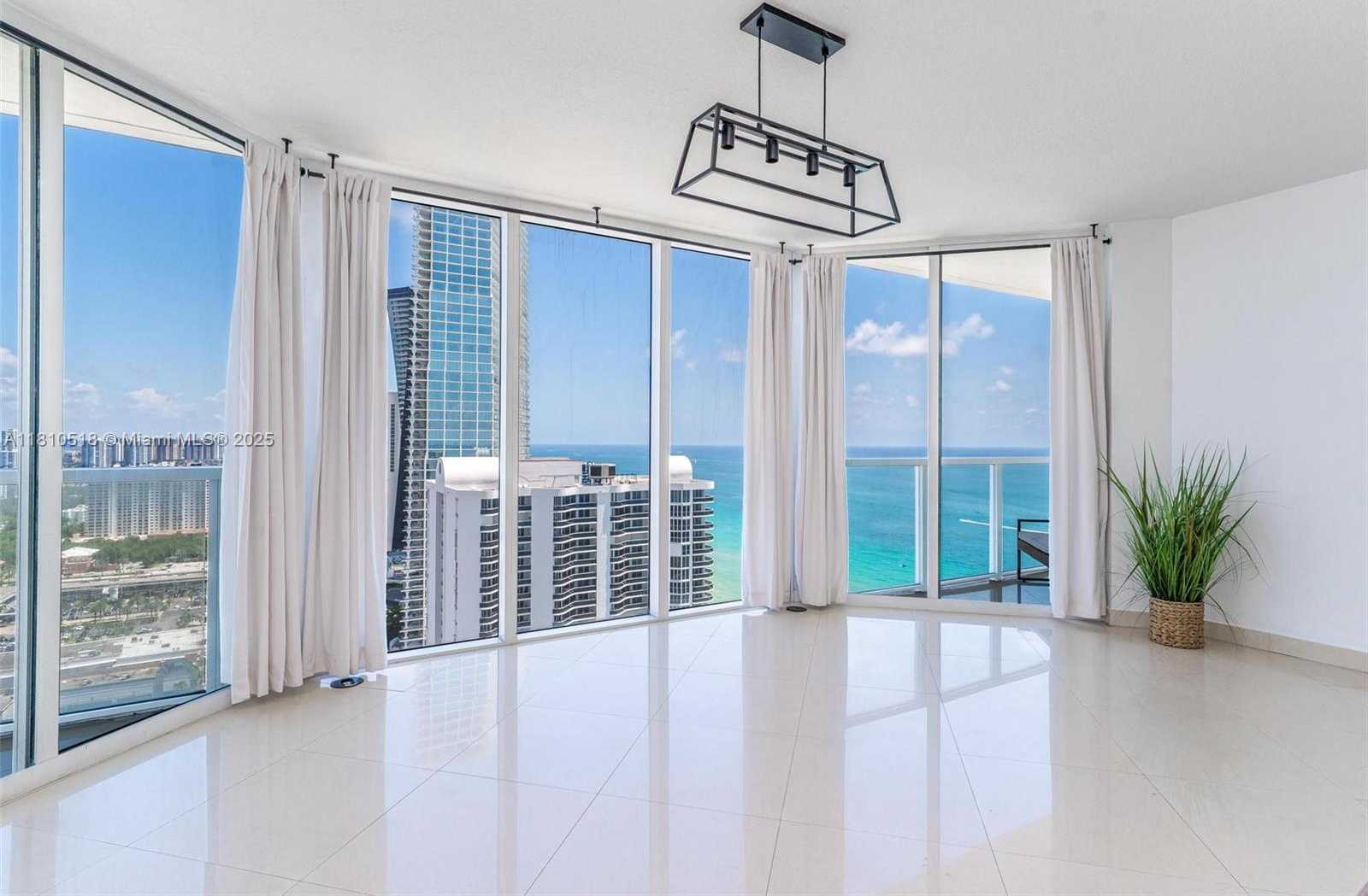 Small Image of 16699 COLLINS AVE #3207, Sunny Isles Beach Number 2
