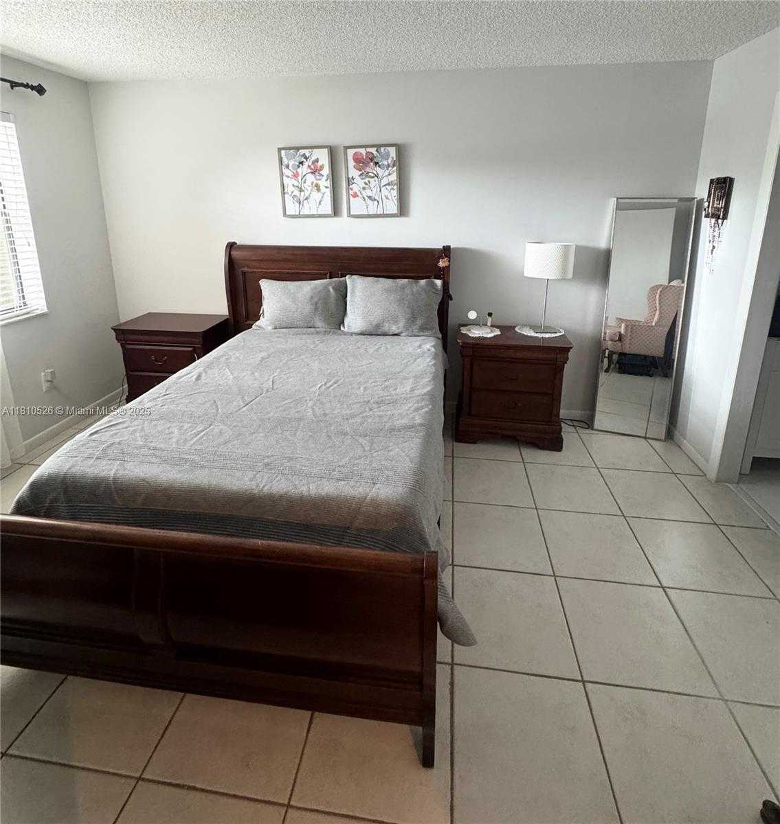 Small Image of 9722 HAMMOCKS BLVD #203, Miami Number 6