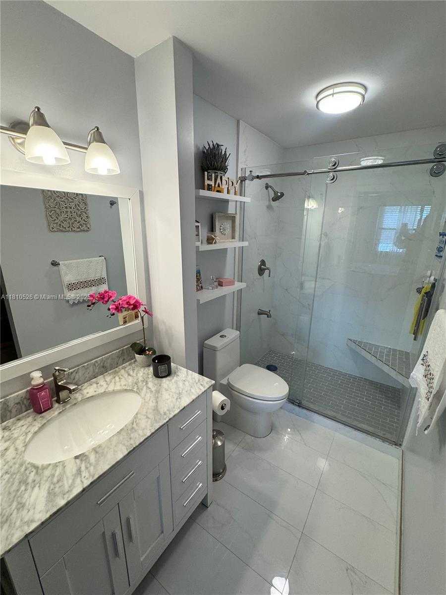 Small Image of 9722 HAMMOCKS BLVD #203, Miami Number 7