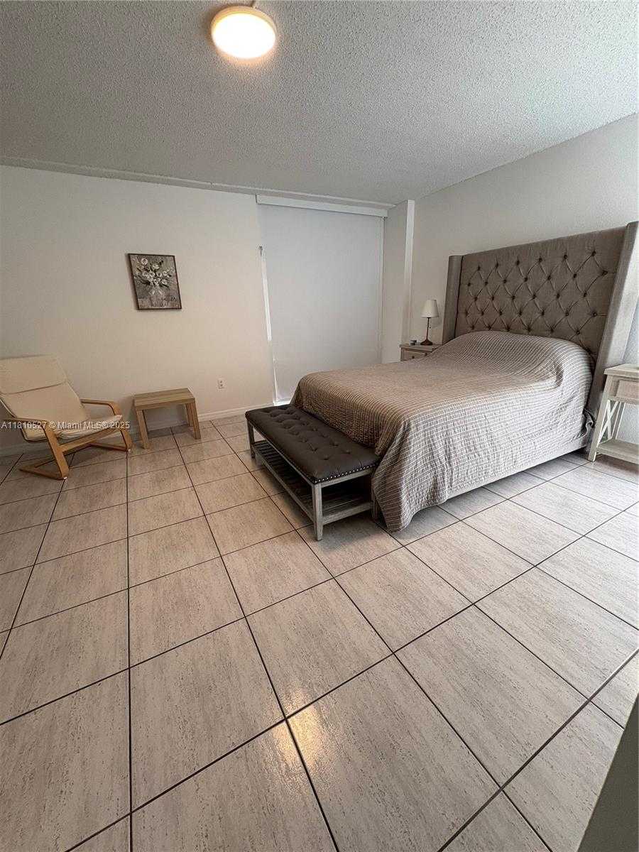 Small Image of 3375 NORTH COUNTRY CLUB DR #1406, Aventura Number 10