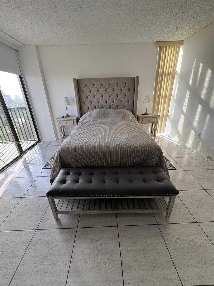 Small Image of 3375 NORTH COUNTRY CLUB DR #1406, Aventura Number 9