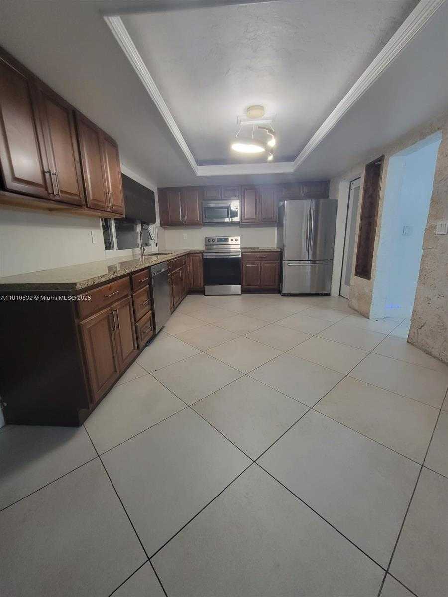 Small Image of 8651 SUNSET STRIP, Sunrise Number 8