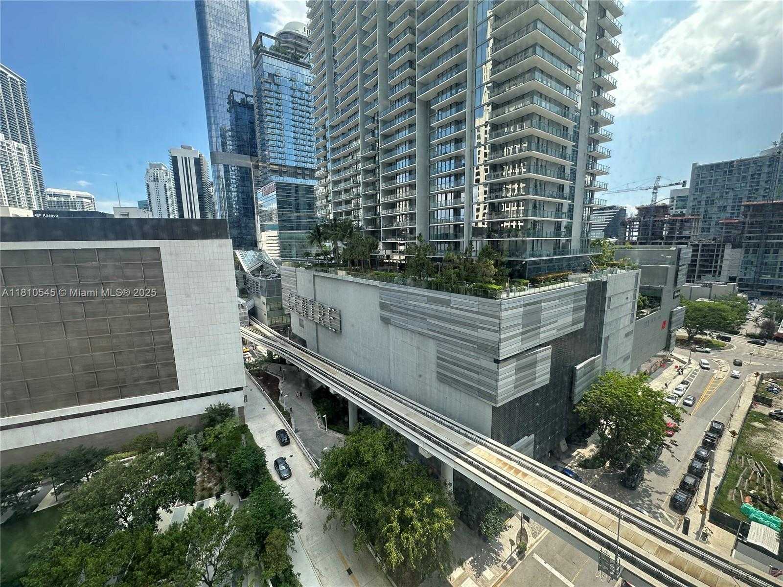 Small Image of 31 SOUTH EAST 6TH ST #1603, Miami Number 15