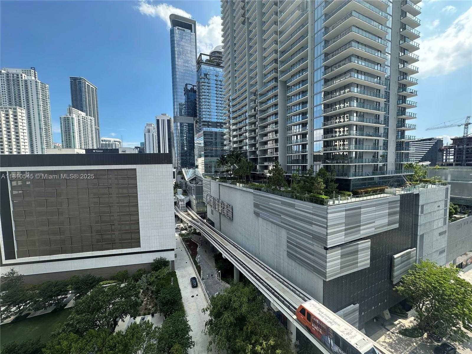 Small Image of 31 SOUTH EAST 6TH ST #1603, Miami Number 18