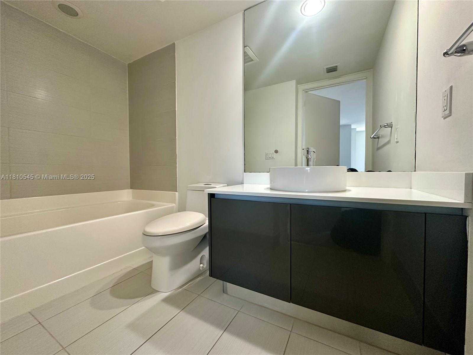 Small Image of 31 SOUTH EAST 6TH ST #1603, Miami Number 6