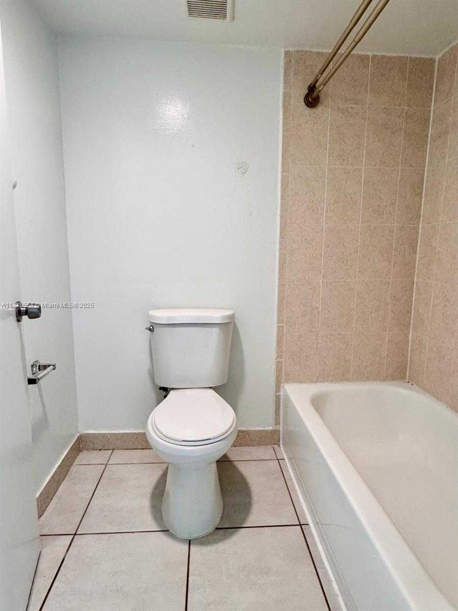 Small Image of 8255 SOUTH WEST 152ND AVE #E-215, Miami Number 14