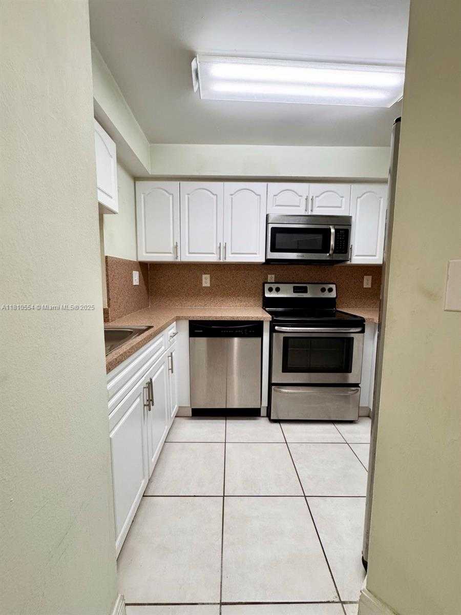 Small Image of 8255 SOUTH WEST 152ND AVE #E-215, Miami Number 5