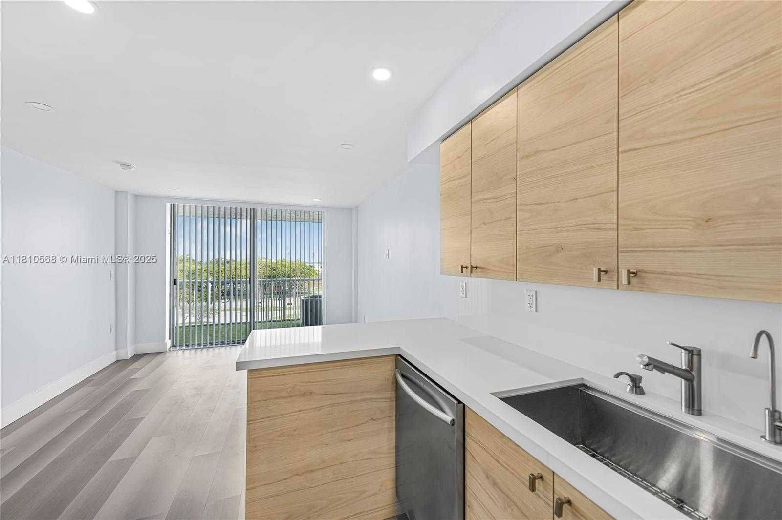 Small Image of 1800 NORTH WEST 24TH AVE #712, Miami Number 11