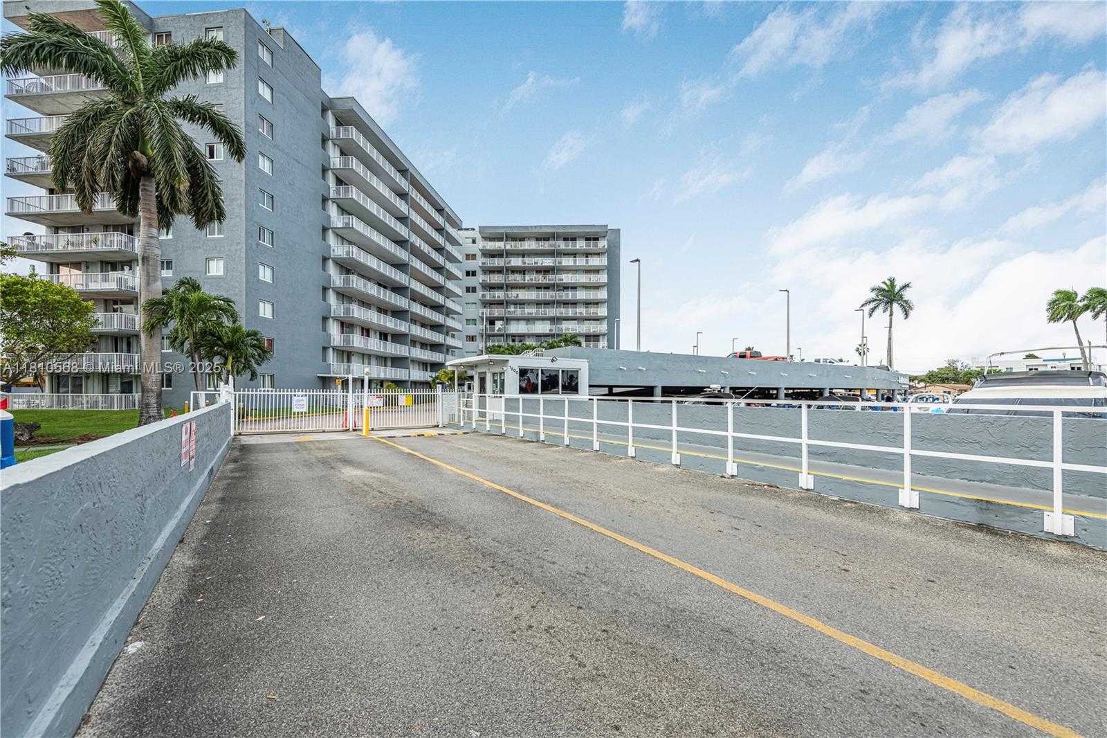 Small Image of 1800 NORTH WEST 24TH AVE #712, Miami Number 5