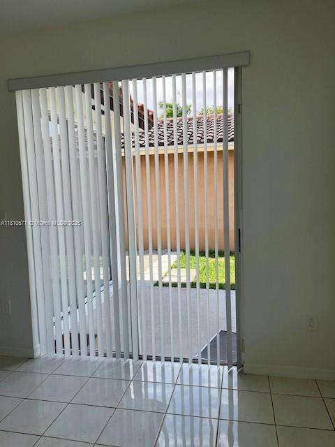 Small Image of 6983 SOUTH WEST 161ST PL, Miami Number 14