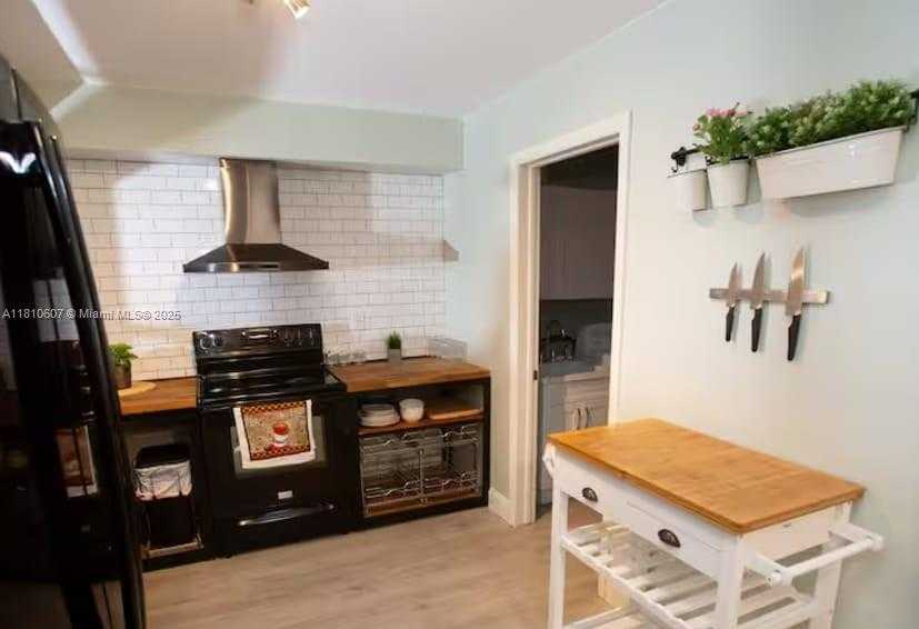 Small Image of 7650 NORTH WEST 33RD ST, Davie Number 6