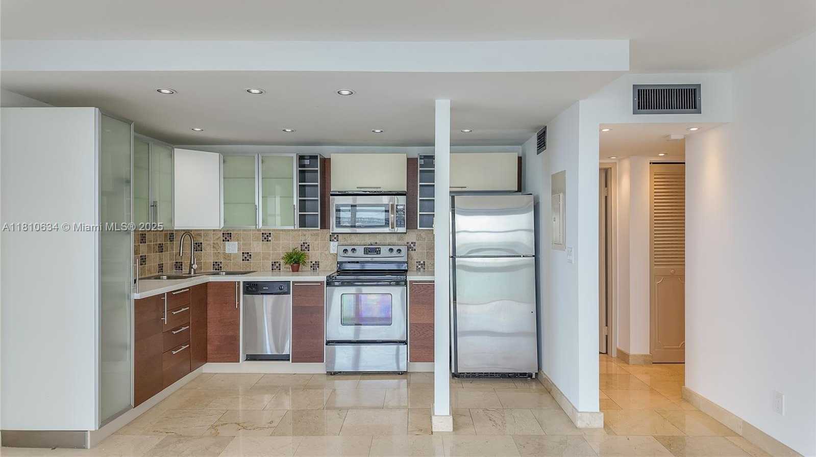 Small Image of 1440 BRICKELL BAY DR #702, Miami Number 2