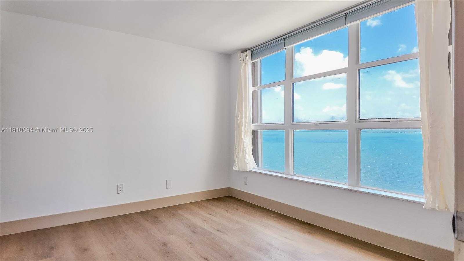 Small Image of 1440 BRICKELL BAY DR #702, Miami Number 5