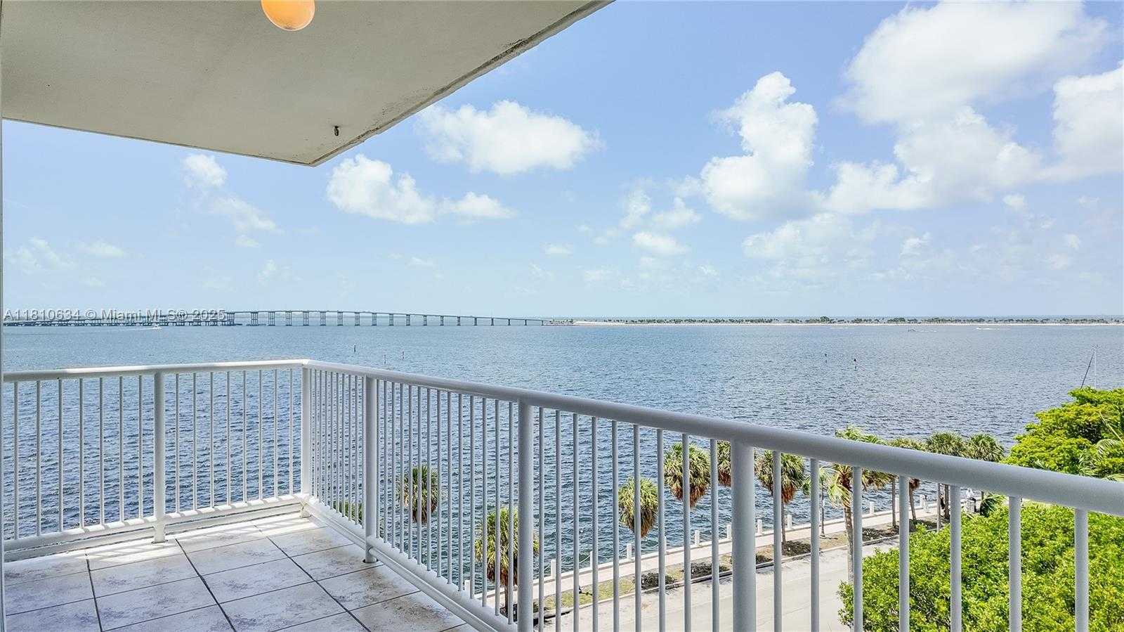 Small Image of 1440 BRICKELL BAY DR #702, Miami Number 8