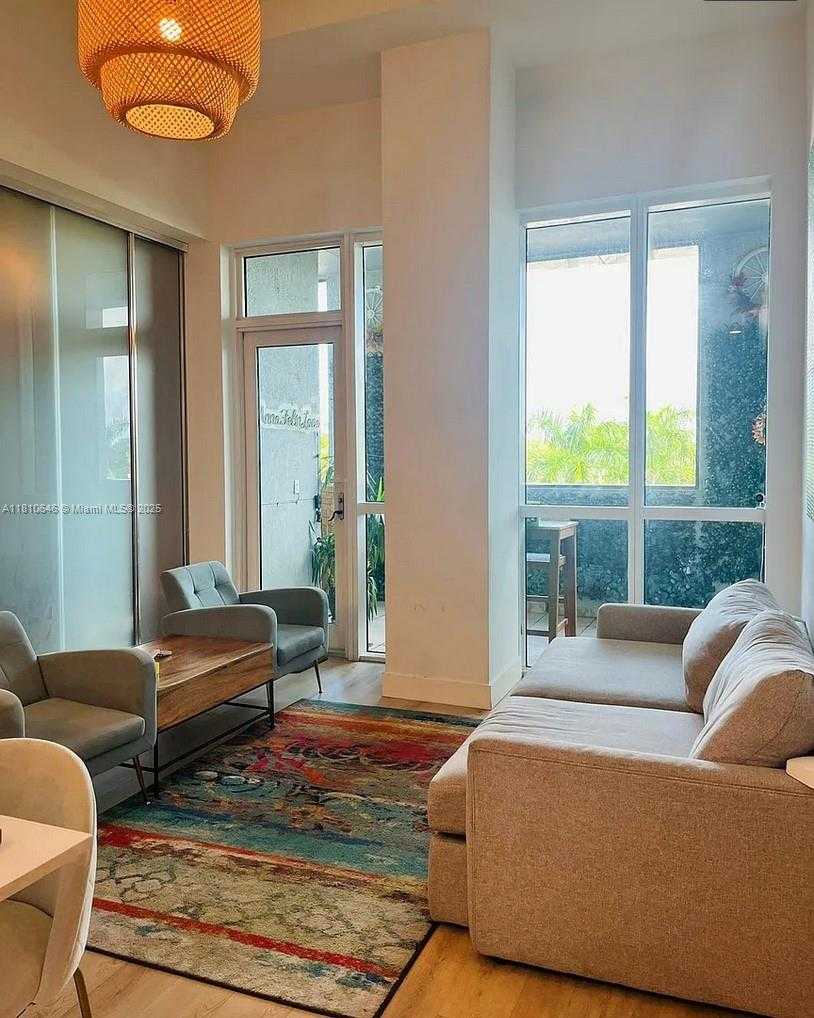 Small Image of 244 BISCAYNE BLVD #301, Miami Number 6