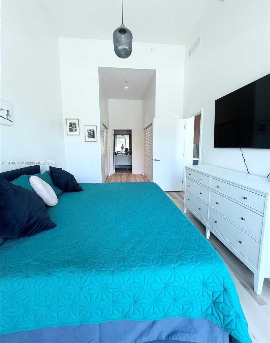 Small Image of 1600 SOUTH WEST 1 #315, Miami Number 23
