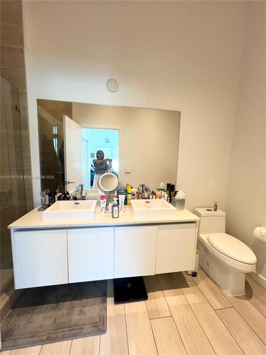 Small Image of 1600 SOUTH WEST 1 #315, Miami Number 26