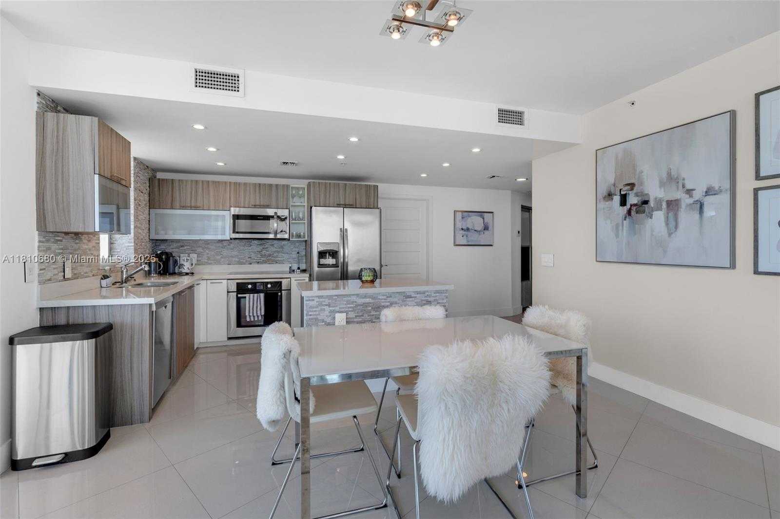 Small Image of 6700 INDIAN CREEK DR #1202, Miami Beach Number 39