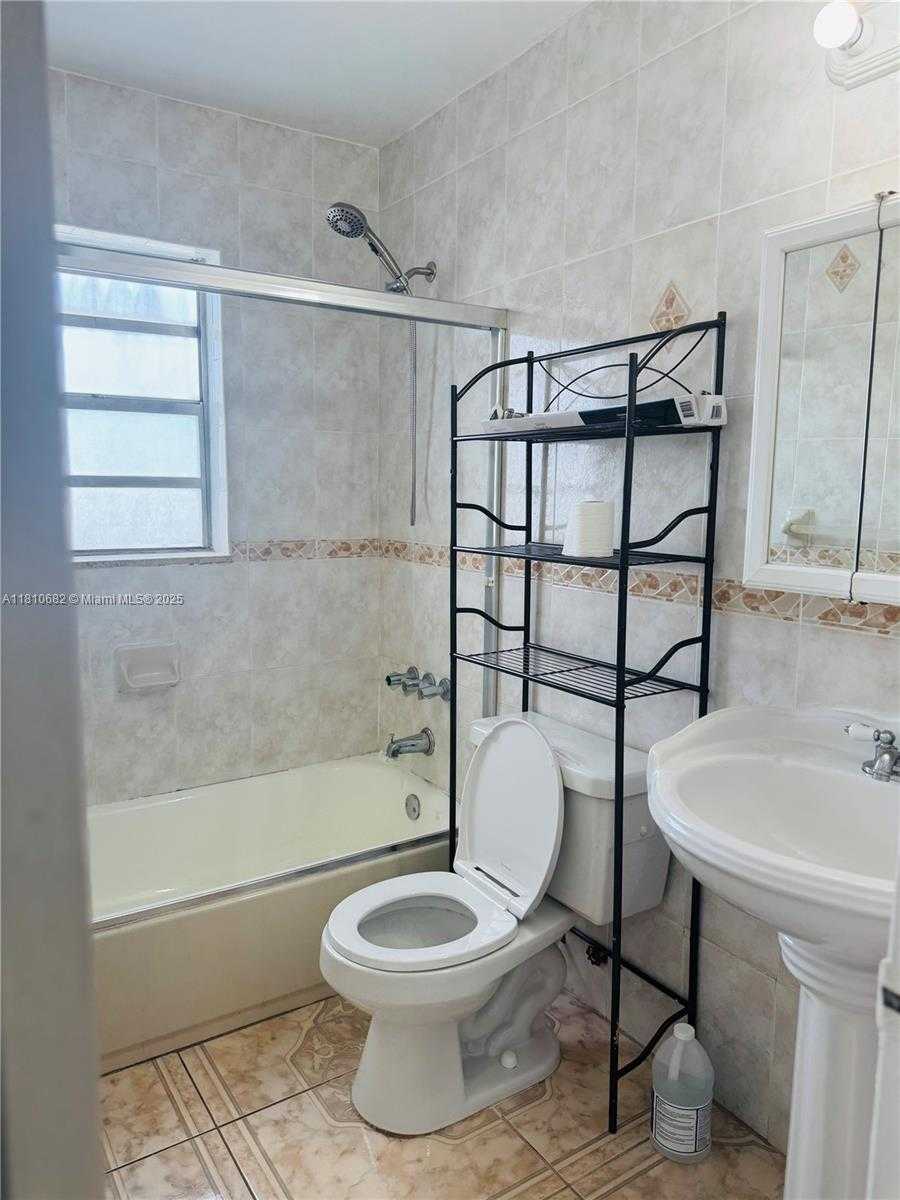 Small Image of 1735 WEST 60TH ST #M305, Hialeah Number 18