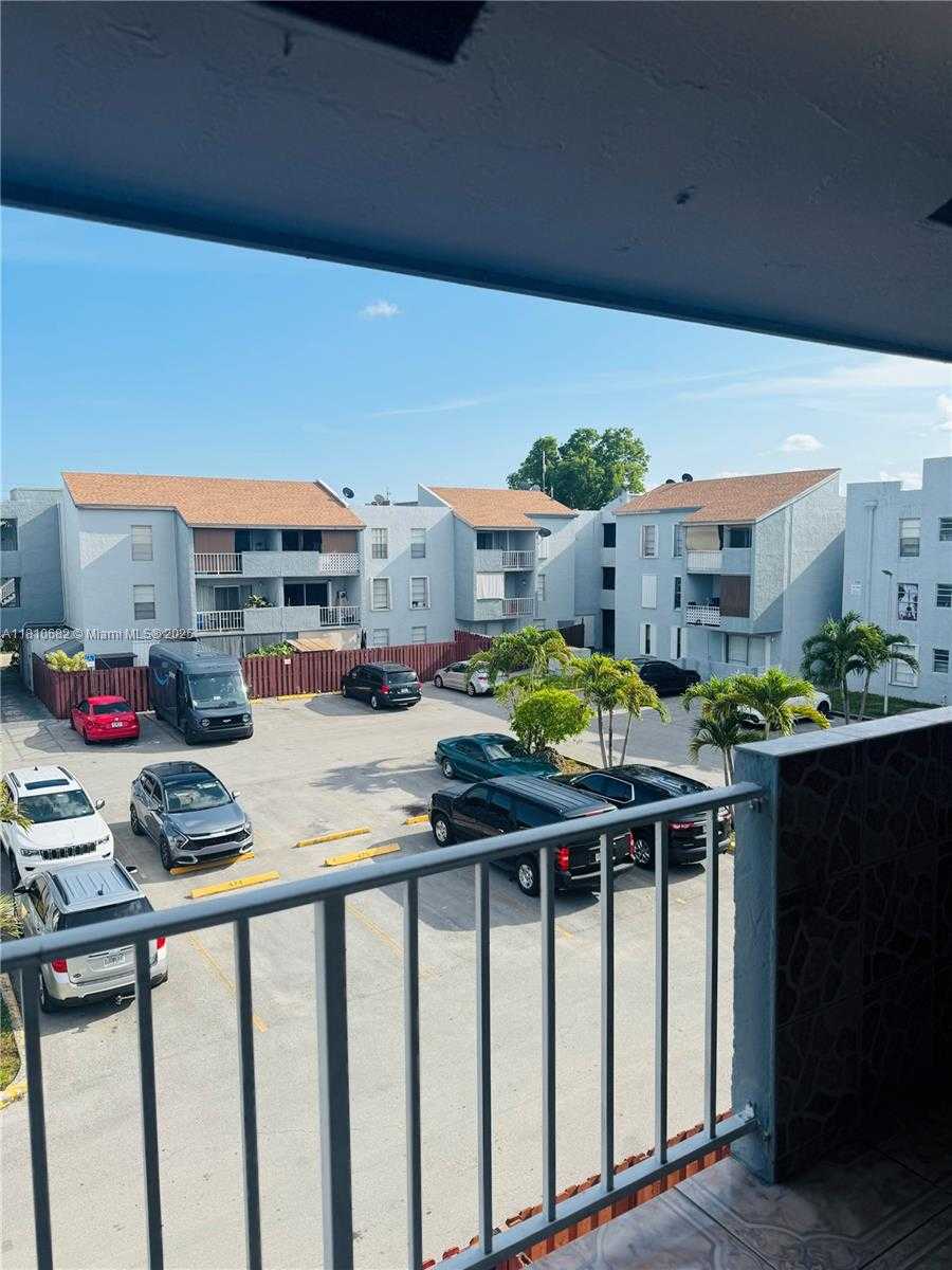 Small Image of 1735 WEST 60TH ST #M305, Hialeah Number 19