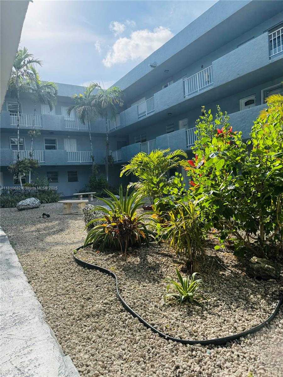 Small Image of 1735 WEST 60TH ST #M305, Hialeah Number 23