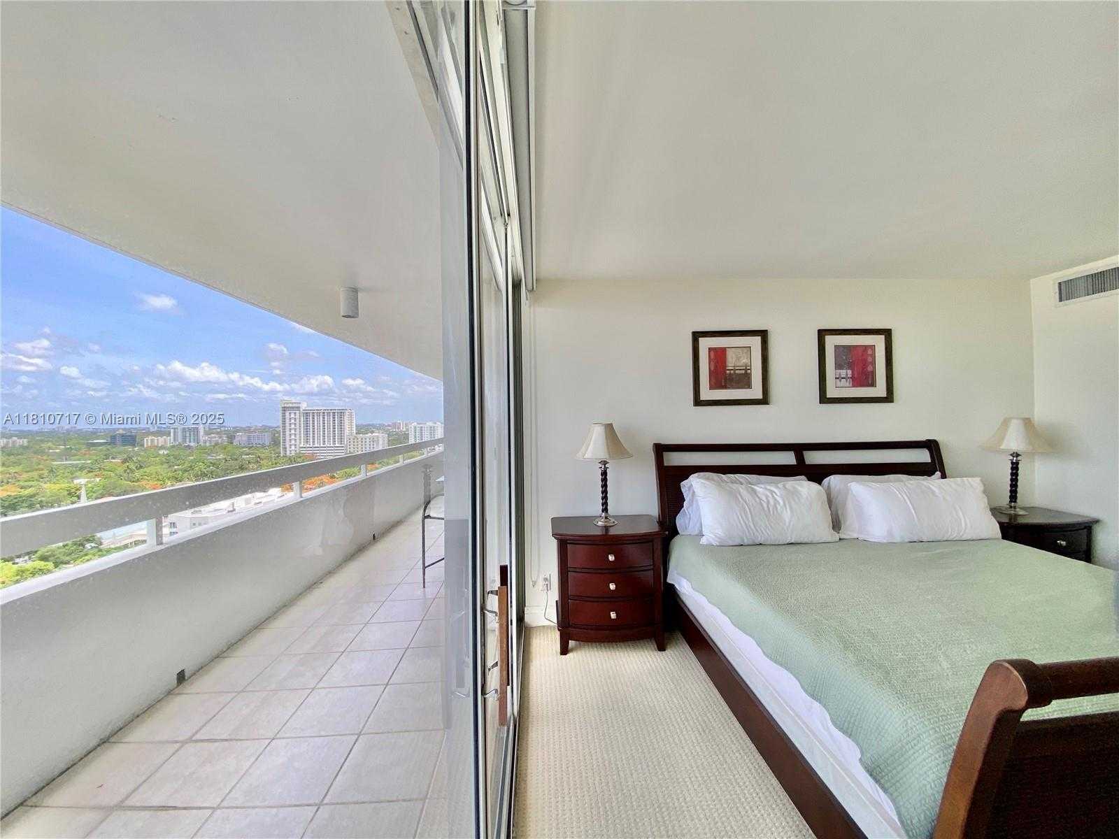 Small Image of 1627 BRICKELL AVE #2005, Miami Number 11