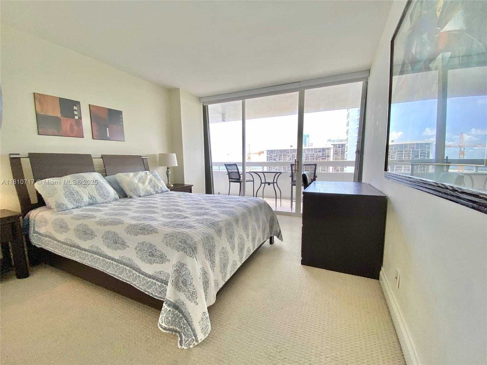 Small Image of 1627 BRICKELL AVE #2005, Miami Number 17