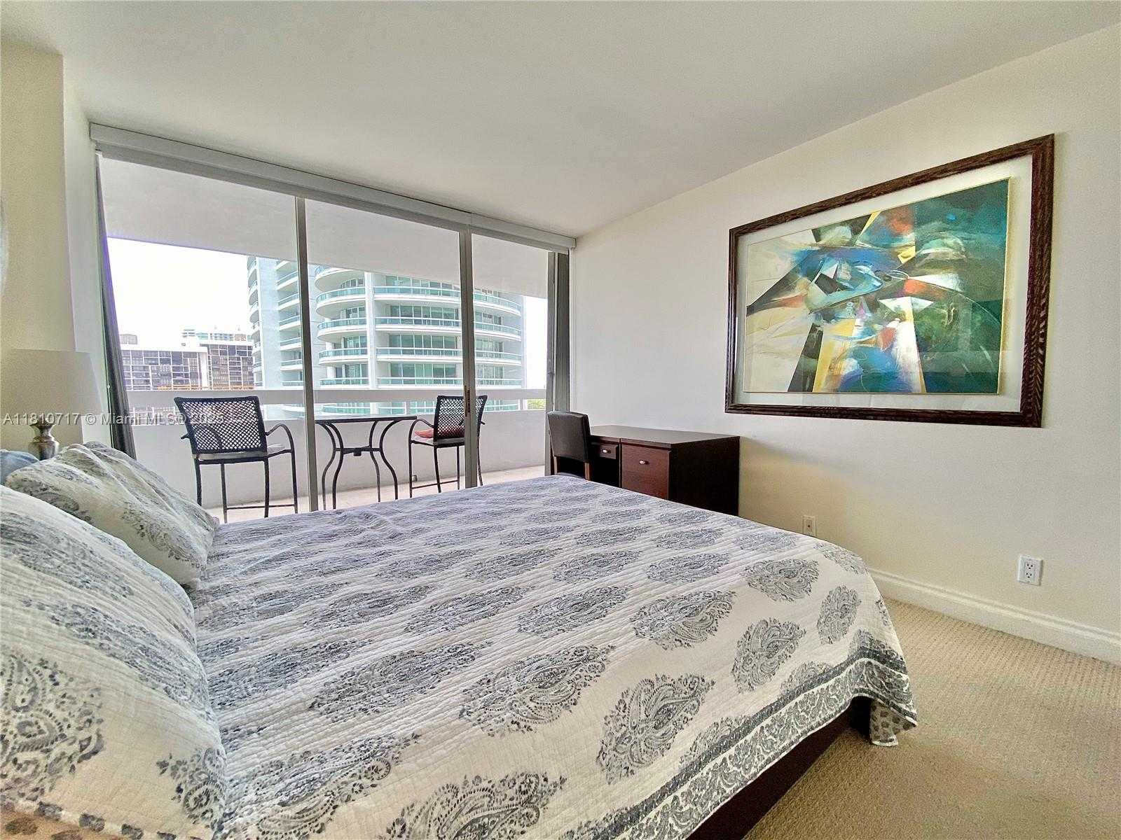 Small Image of 1627 BRICKELL AVE #2005, Miami Number 18