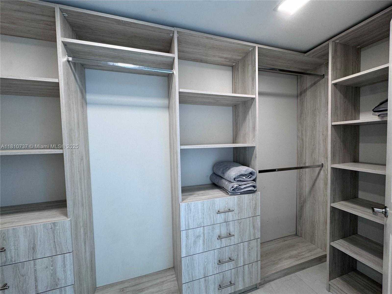 Small Image of 400 SUNNY ISLES BLVD #1408, Sunny Isles Beach Number 9