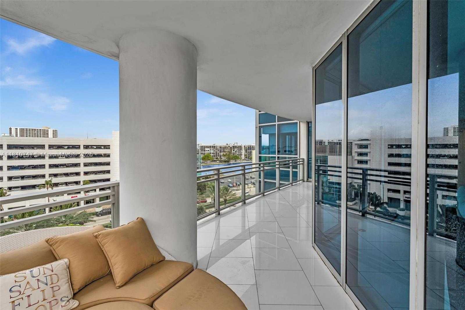 Small Image of 3535 SOUTH OCEAN DR #705, Hollywood Number 11