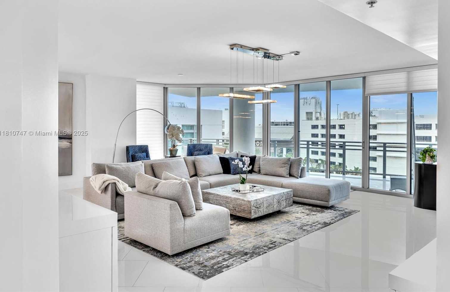 Small Image of 3535 SOUTH OCEAN DR #705, Hollywood Number 2