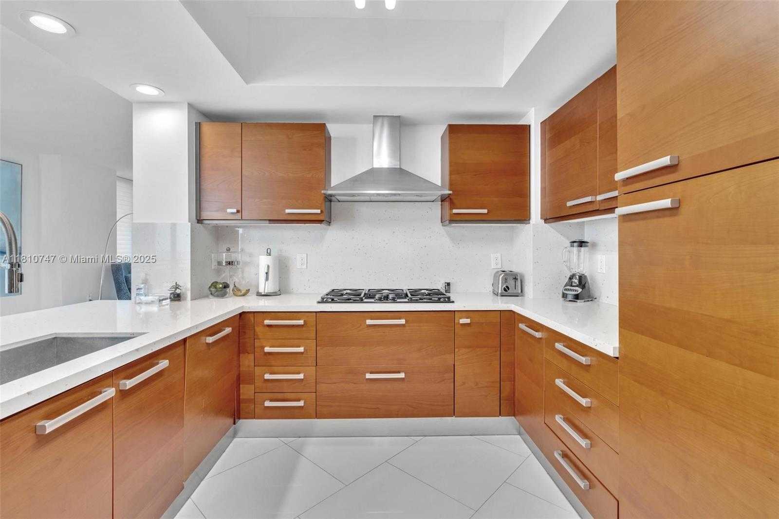 Small Image of 3535 SOUTH OCEAN DR #705, Hollywood Number 21