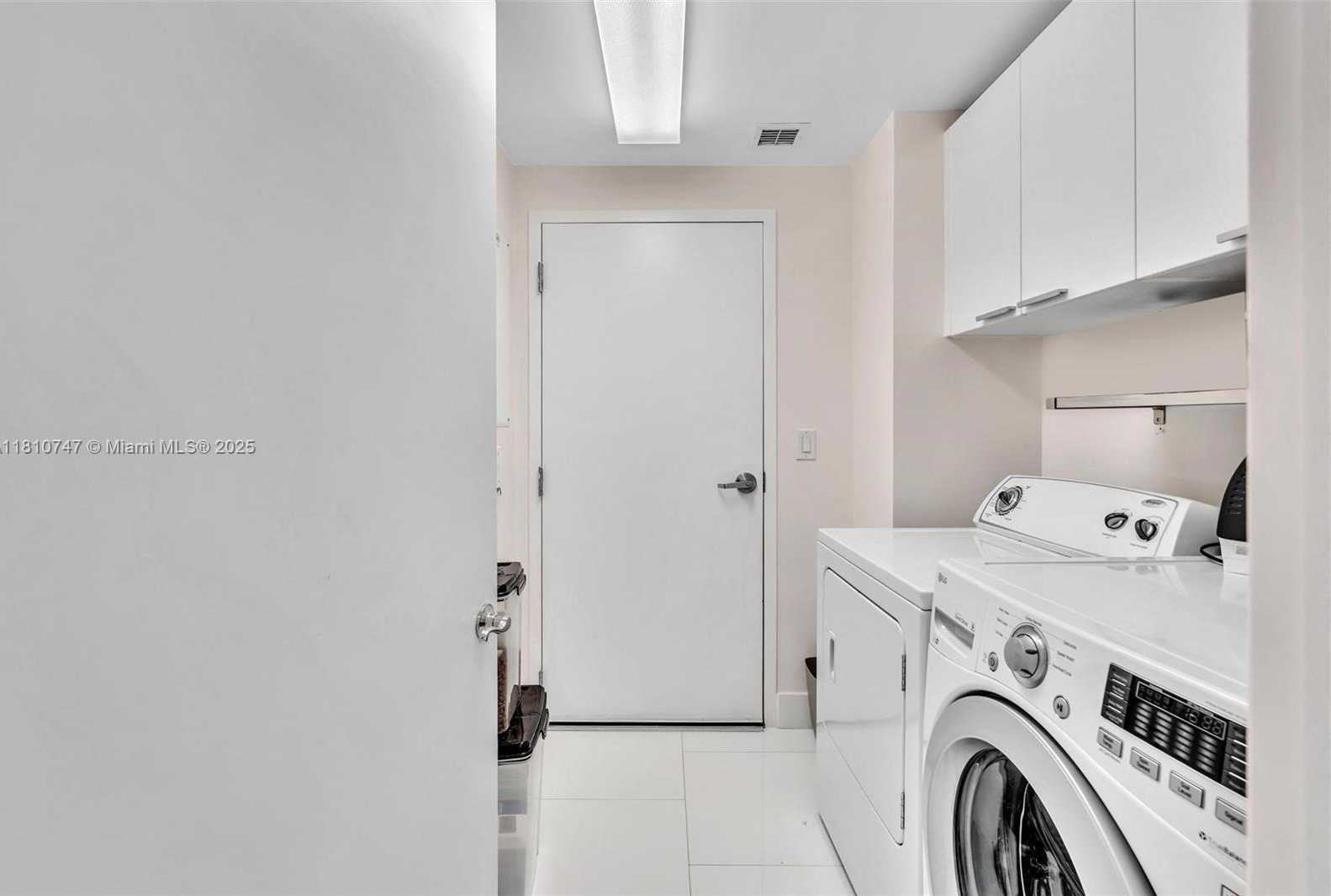Small Image of 3535 SOUTH OCEAN DR #705, Hollywood Number 31