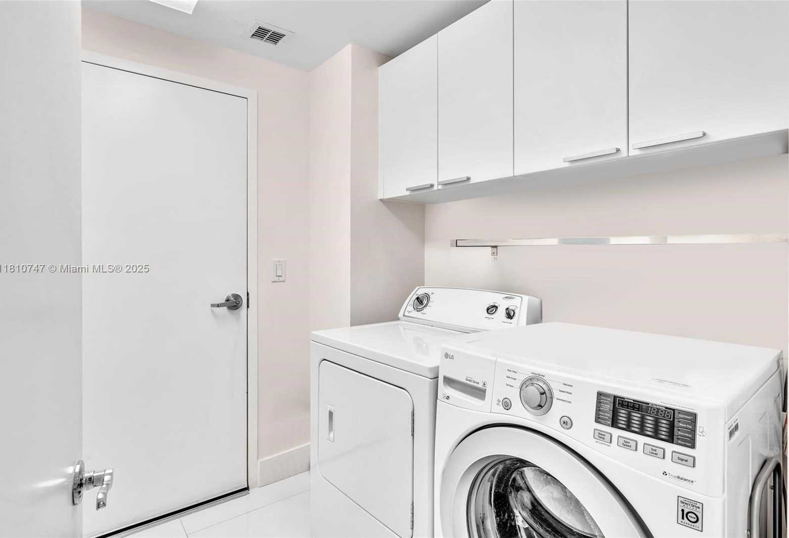 Small Image of 3535 SOUTH OCEAN DR #705, Hollywood Number 32