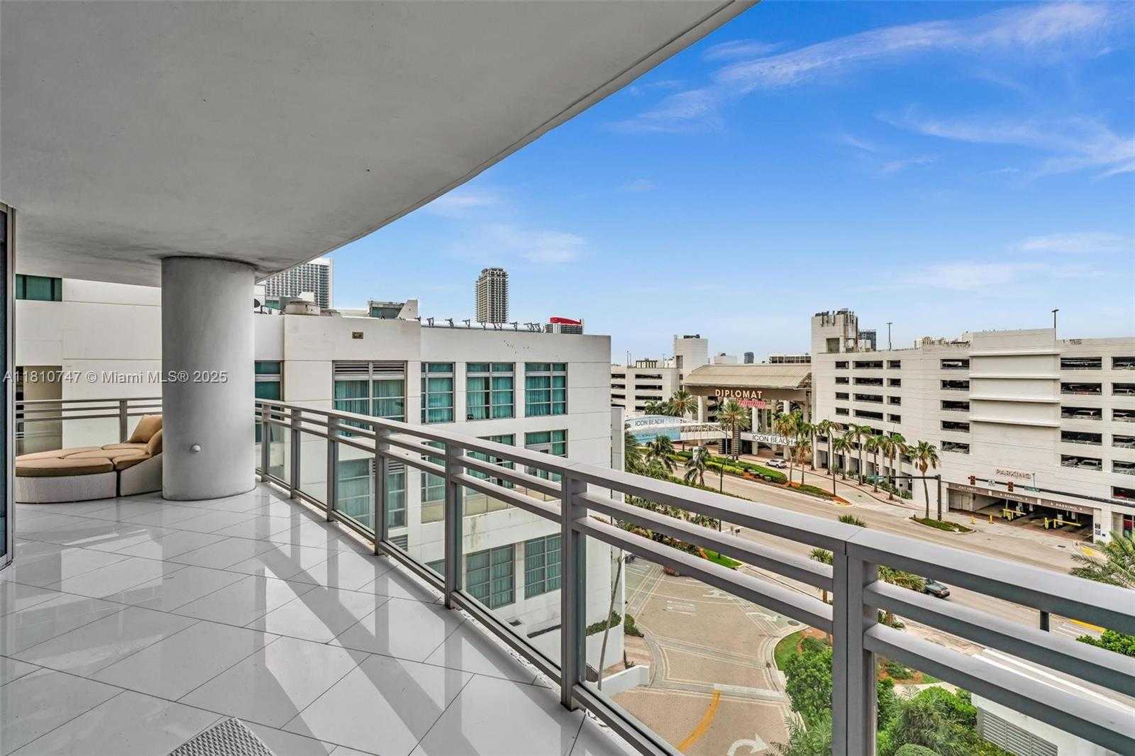 Small Image of 3535 SOUTH OCEAN DR #705, Hollywood Number 9
