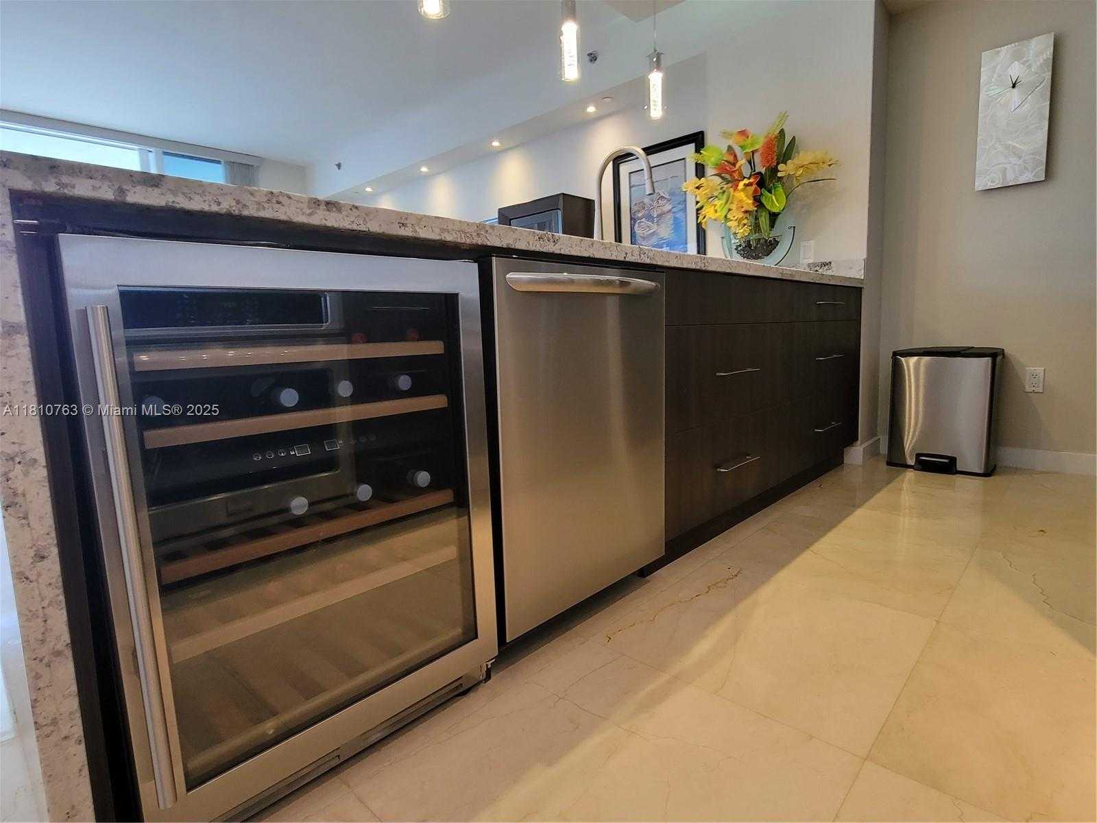 Small Image of 1830 SOUTH OCEAN DR #2312, Hallandale Beach Number 26