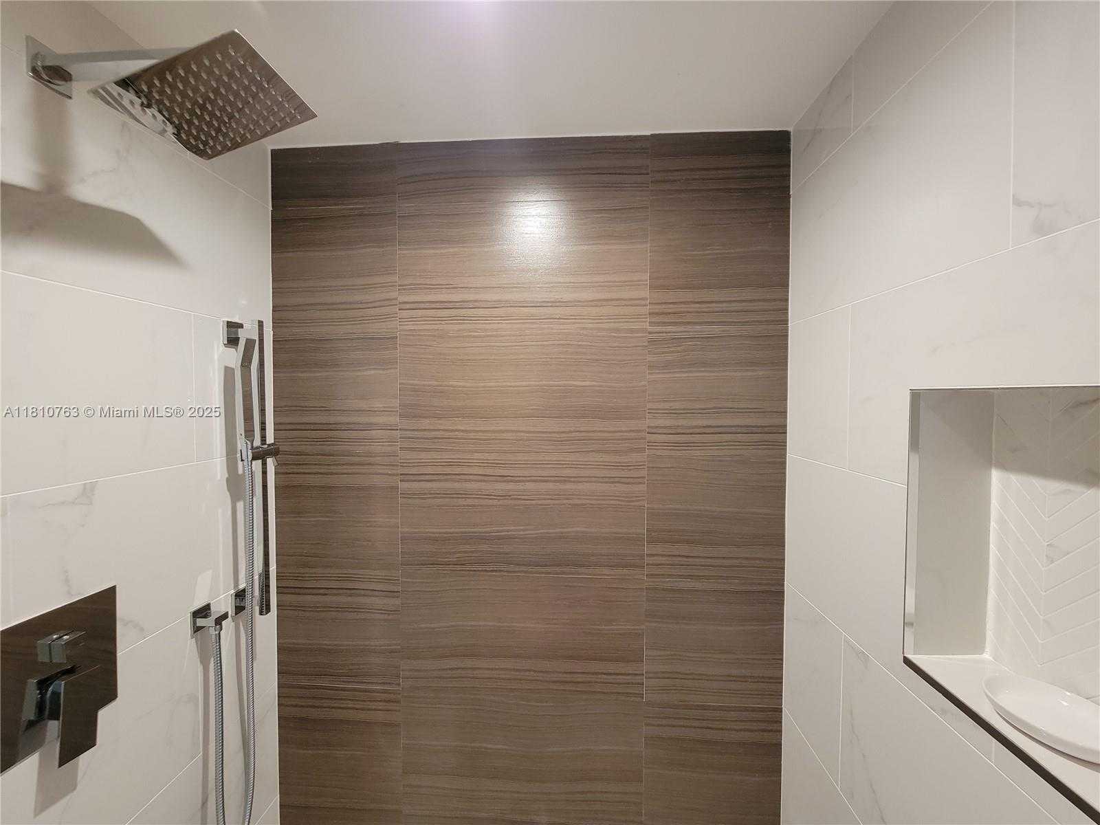 Small Image of 1830 SOUTH OCEAN DR #2312, Hallandale Beach Number 30