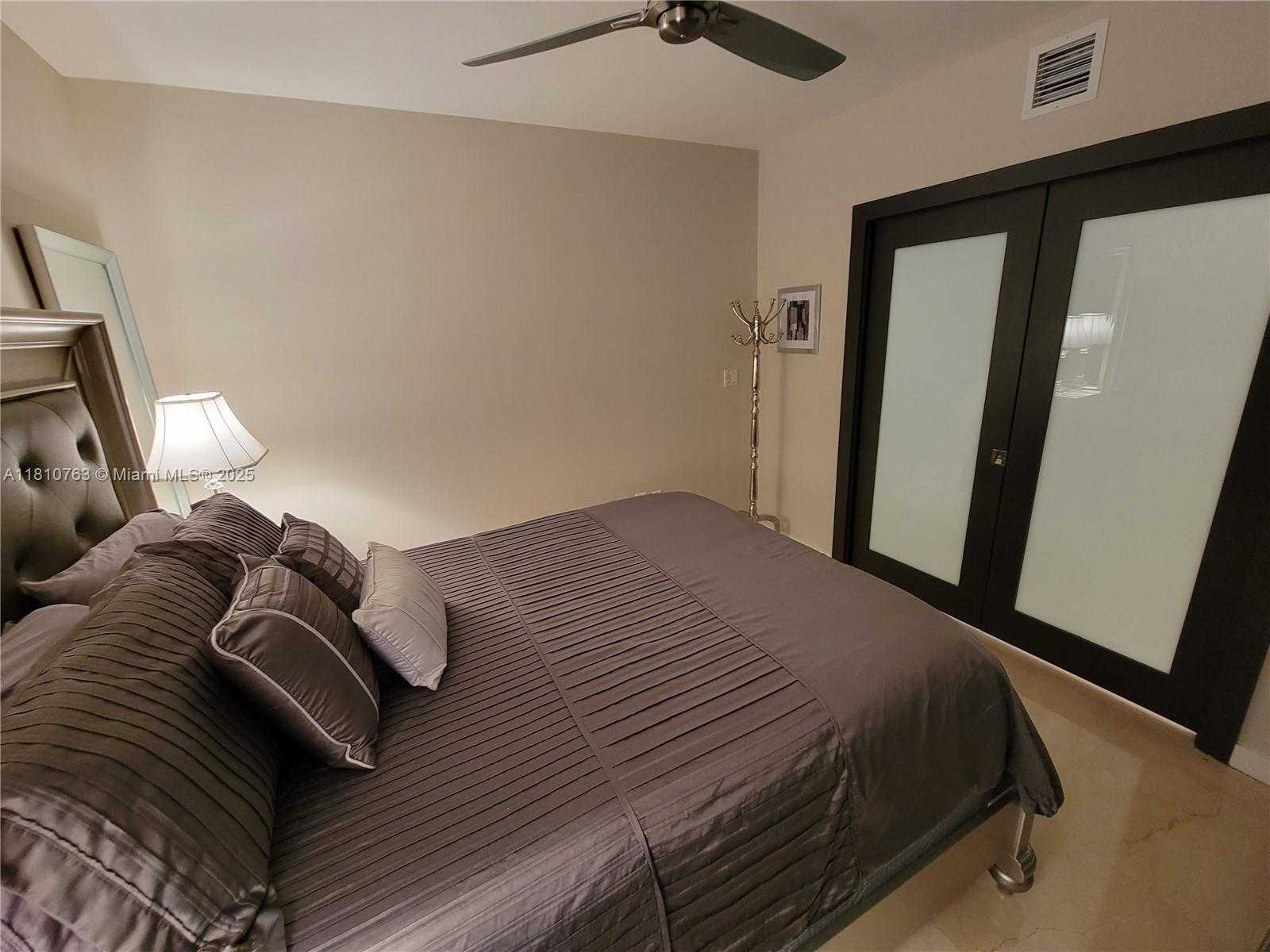 Small Image of 1830 SOUTH OCEAN DR #2312, Hallandale Beach Number 34